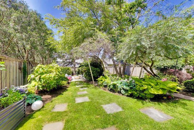138 Ashland Avenue, River Forest, IL 60305
