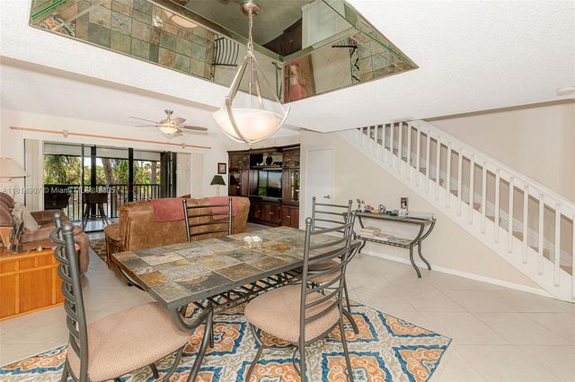 240 Captains Walk 5110, Delray Beach, FL 33483