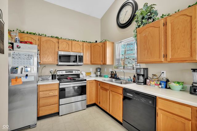 1779 Whisperwood Trail, Danville, IN 46122