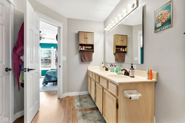 1779 Whisperwood Trail, Danville, IN 46122