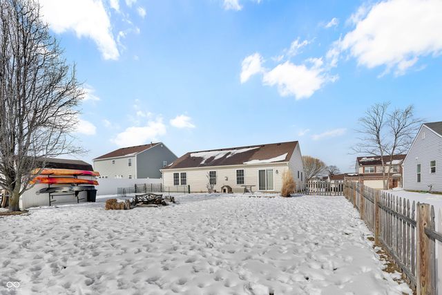 1779 Whisperwood Trail, Danville, IN 46122