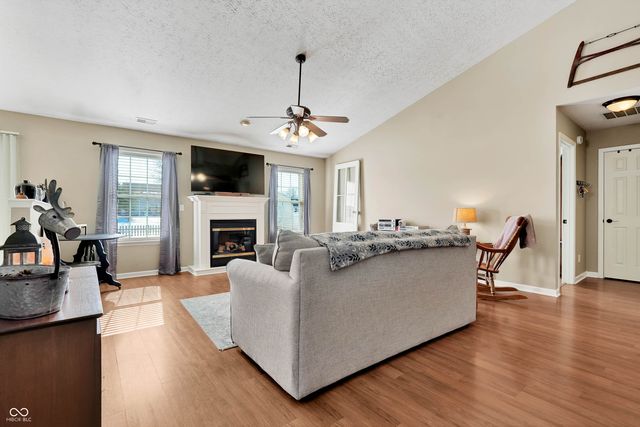 1779 Whisperwood Trail, Danville, IN 46122