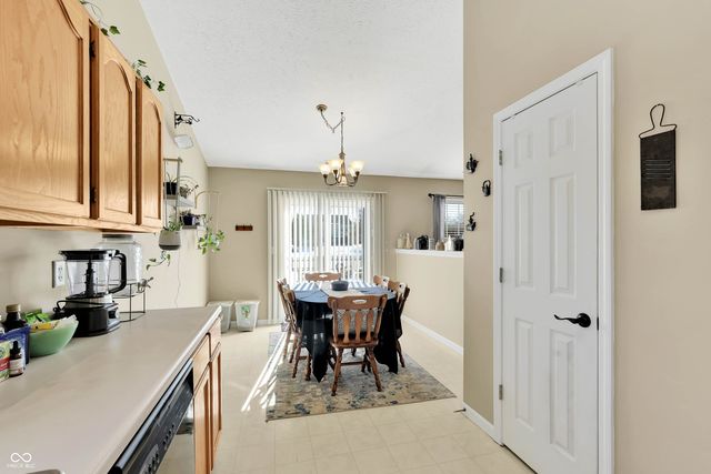 1779 Whisperwood Trail, Danville, IN 46122