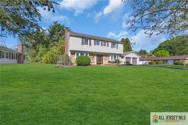 11 Midsummer Drive, Old Bridge, NJ 08857