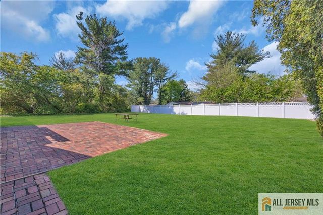 11 Midsummer Drive, Old Bridge, NJ 08857