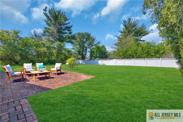 11 Midsummer Drive, Old Bridge, NJ 08857