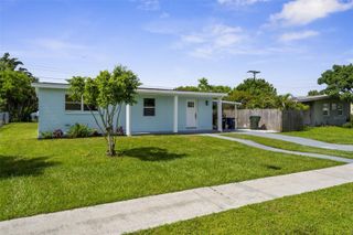 8361 SHUMOCK AVENUE, North Port, FL 34287