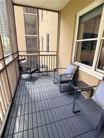300 Peachtree Street NE 4F, Atlanta, GA 30308