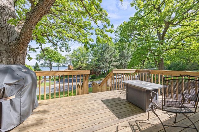 1809 Hillside Lane, Buffalo, MN 55313
