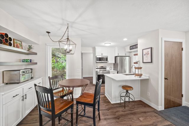 1809 Hillside Lane, Buffalo, MN 55313