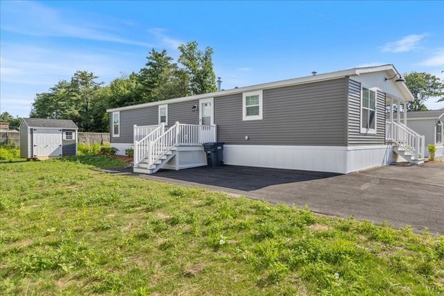 29 Lowell 24, Salem, NH 03079