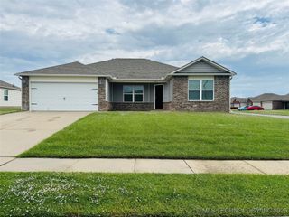 3749 S 153rd Avenue E, Tulsa, OK 74134