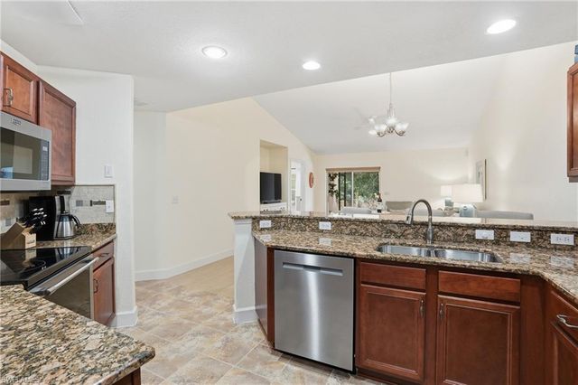 9207 Aegean CIR, Lehigh Acres, FL 33936
