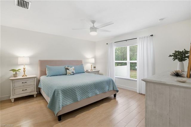 9207 Aegean CIR, Lehigh Acres, FL 33936