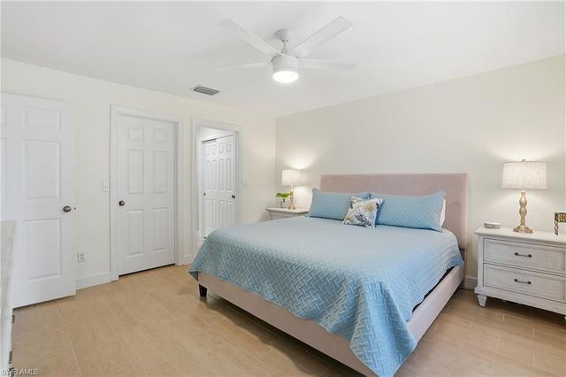 9207 Aegean CIR, Lehigh Acres, FL 33936