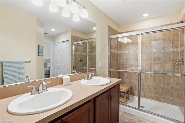 9207 Aegean CIR, Lehigh Acres, FL 33936