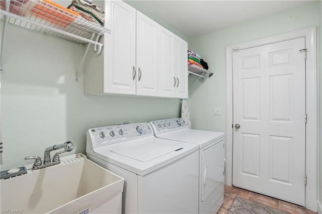 9207 Aegean CIR, Lehigh Acres, FL 33936