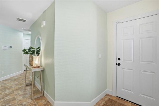 9207 Aegean CIR, Lehigh Acres, FL 33936