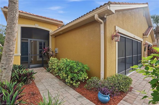 9207 Aegean CIR, Lehigh Acres, FL 33936