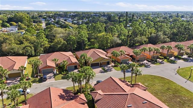 9207 Aegean CIR, Lehigh Acres, FL 33936