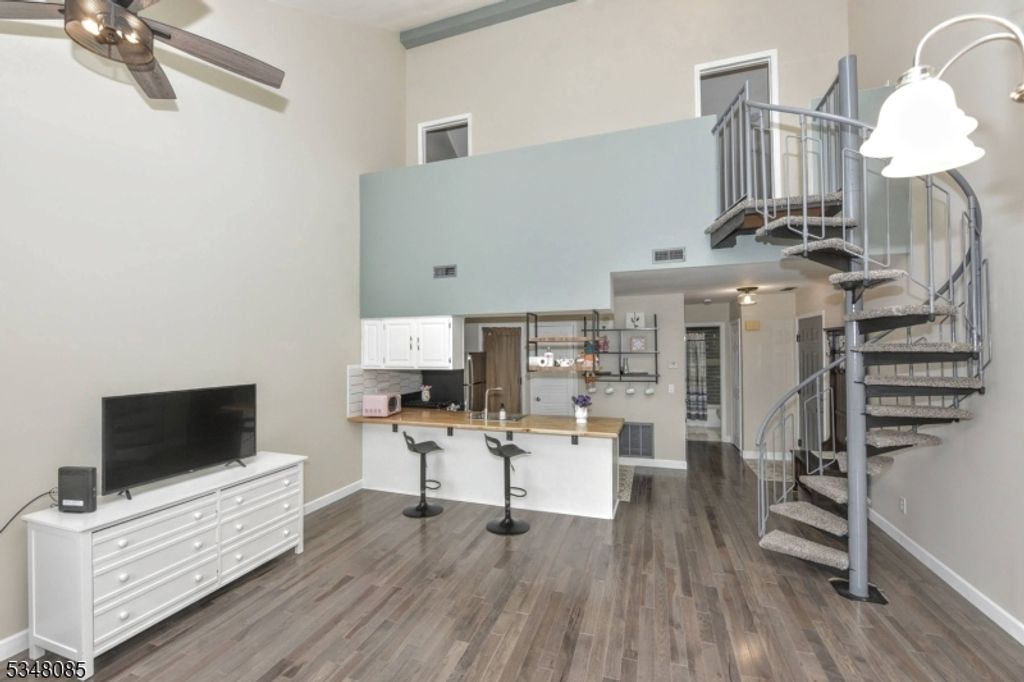 3 Davos Drive 6, Vernon Twp., NJ 07462 — photo 4