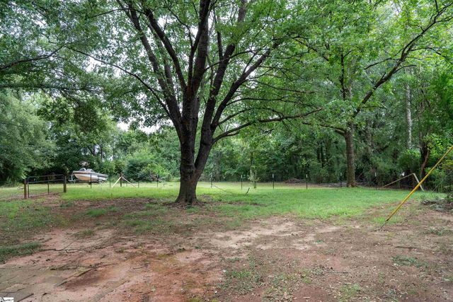 180 Brock Street, Inman, SC 29349