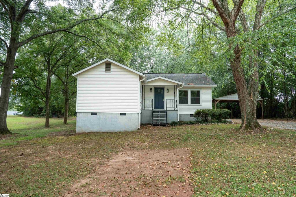 180 Brock Street, Inman, SC 29349