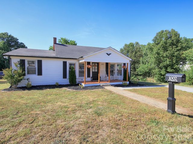 1002 Aiken Street, Kannapolis, NC 28081