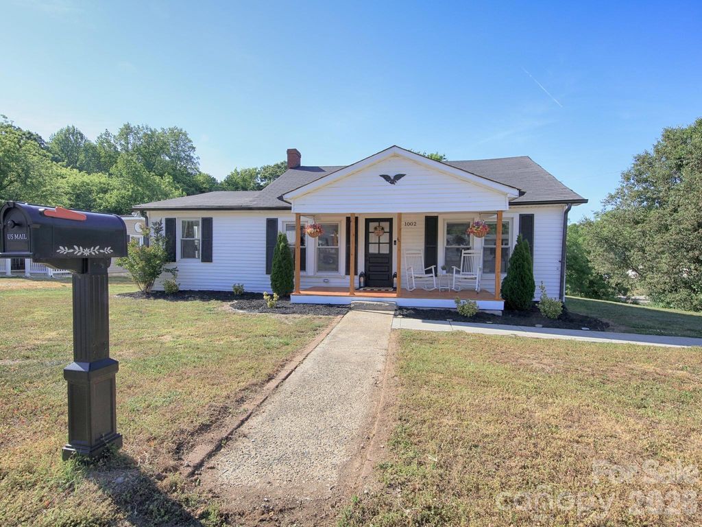 1002 Aiken Street, Kannapolis, NC 28081
