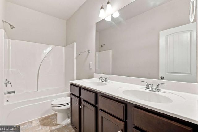 6323 Oakwell Place, Fairburn, GA 30213