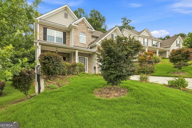6323 Oakwell Place, Fairburn, GA 30213