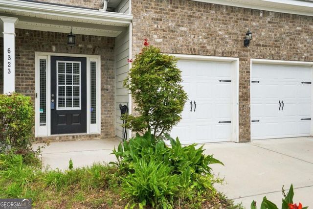 6323 Oakwell Place, Fairburn, GA 30213