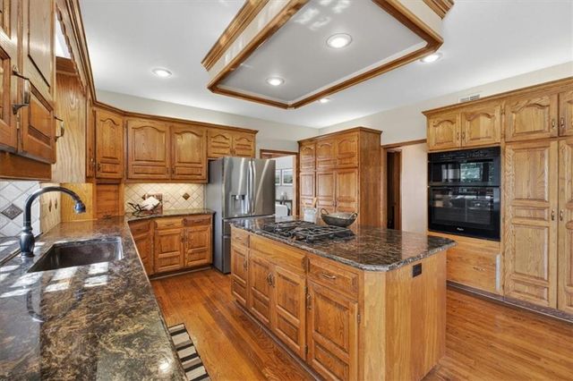 6150 N Mattox Road, Kansas City, MO 64151