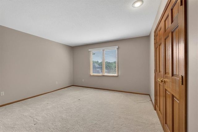 6150 N Mattox Road, Kansas City, MO 64151