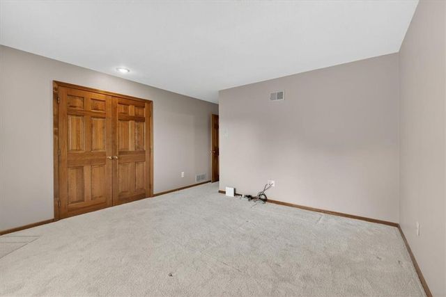 6150 N Mattox Road, Kansas City, MO 64151