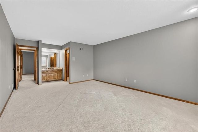 6150 N Mattox Road, Kansas City, MO 64151