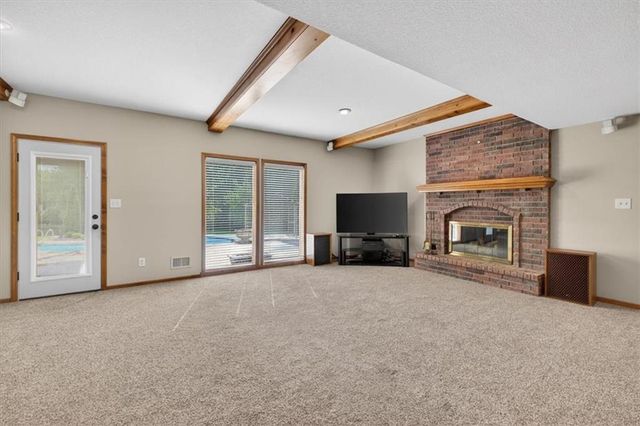 6150 N Mattox Road, Kansas City, MO 64151
