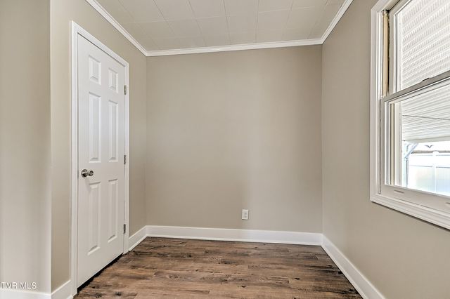 532 Elm Street, Mount Carmel, TN 37645