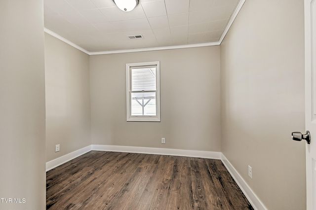 532 Elm Street, Mount Carmel, TN 37645