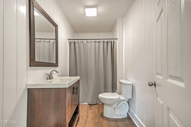 532 Elm Street, Mount Carmel, TN 37645