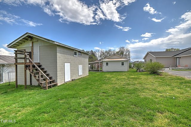 532 Elm Street, Mount Carmel, TN 37645