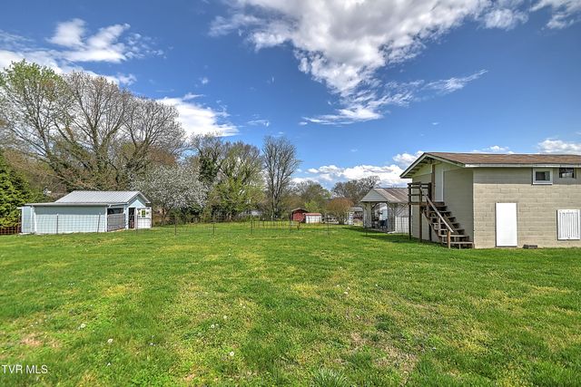 532 Elm Street, Mount Carmel, TN 37645