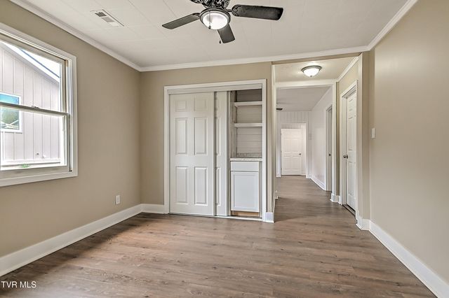 532 Elm Street, Mount Carmel, TN 37645