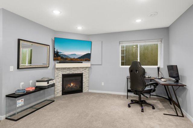4998 Kama Lane NE, Albertville, MN 55301