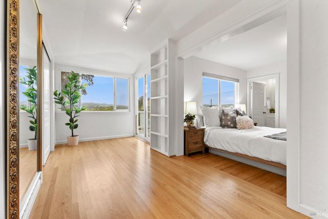 1636 Milton Rd, Napa, CA 94559