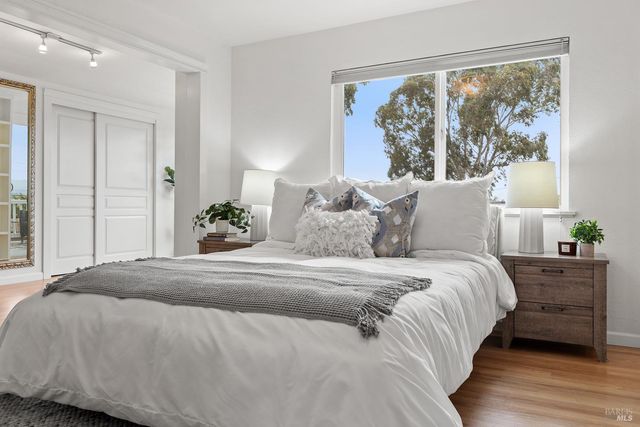 1636 Milton Rd, Napa, CA 94559