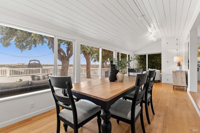 1636 Milton Rd, Napa, CA 94559