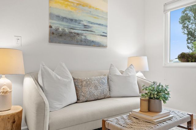 1636 Milton Rd, Napa, CA 94559