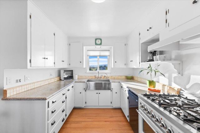 1636 Milton Rd, Napa, CA 94559