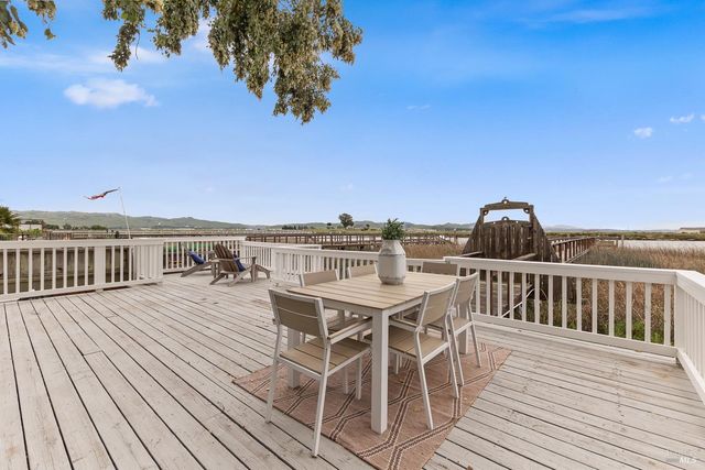 1636 Milton Rd, Napa, CA 94559